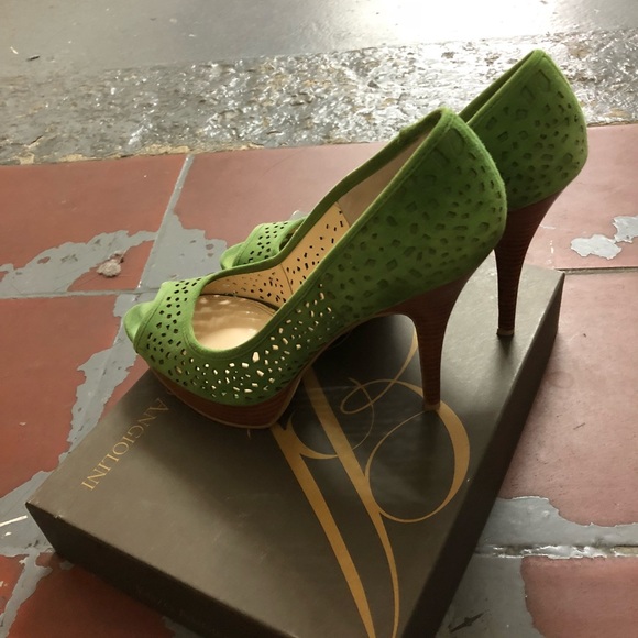 Enzo Angiolini heels - Picture 3 of 6